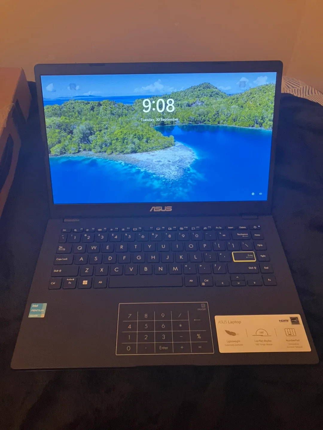 ASUS Laptop - Lightweight Design