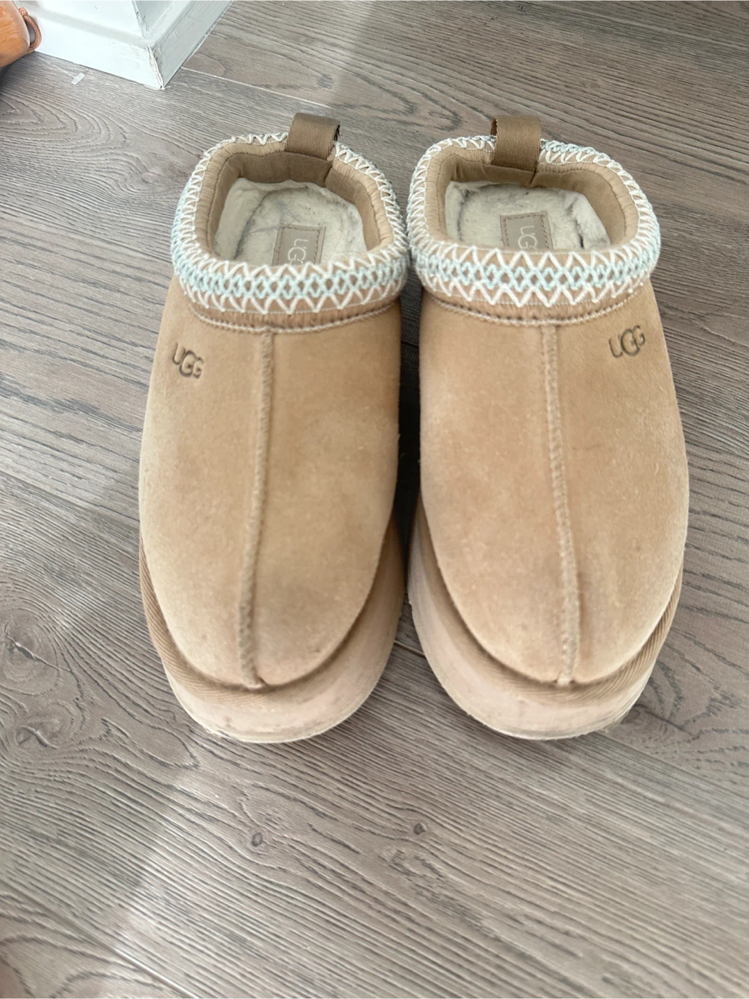 UGG Women's Tasman Platform Slipper, Size 6 - photo 2
