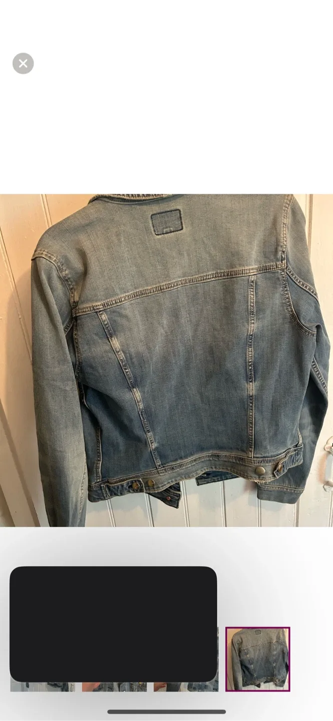 American Eagle Denim Jacket Size Xl image indicator(4)