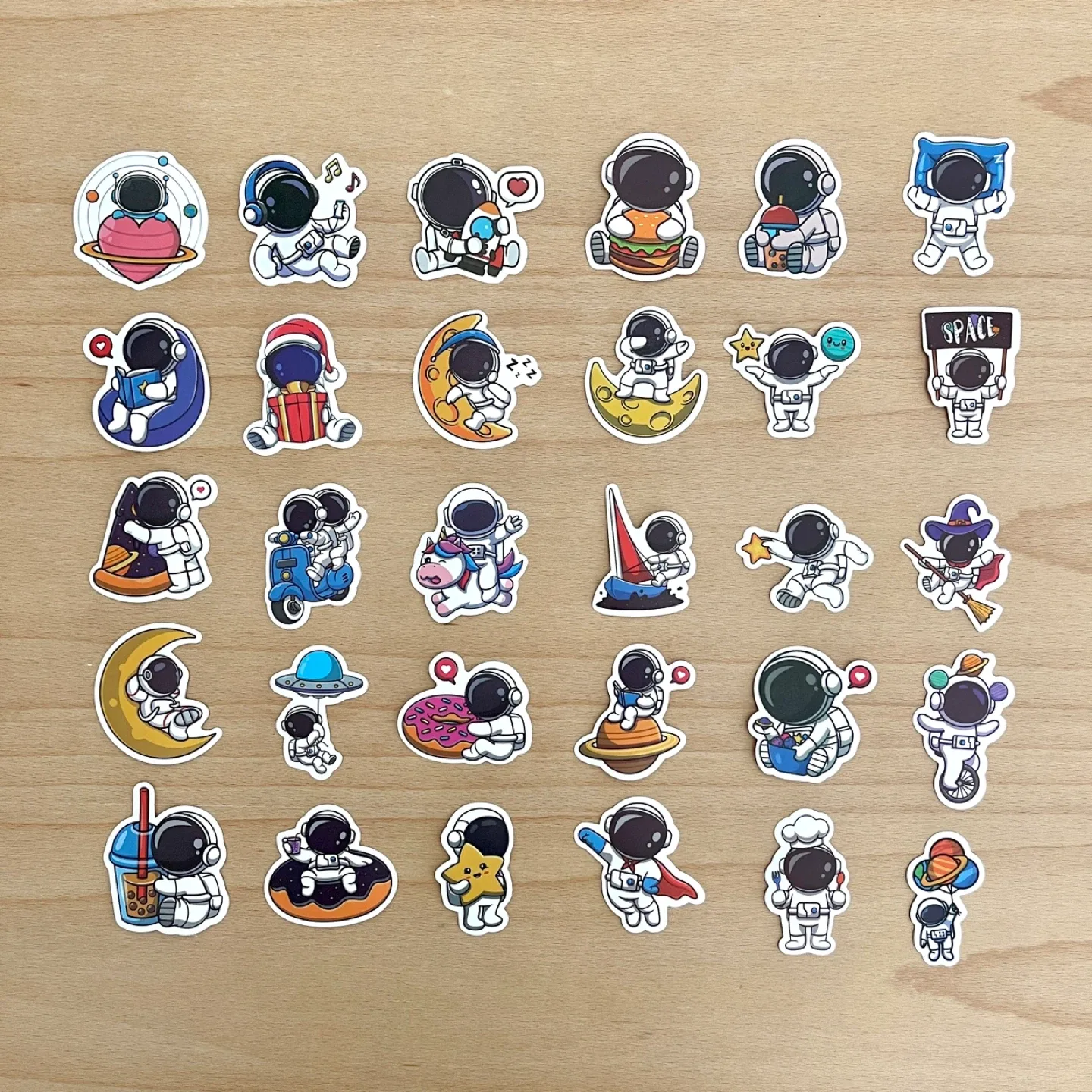 Pack of 30 Cute Astronaut Stickers #2 🧡 image indicator(6)