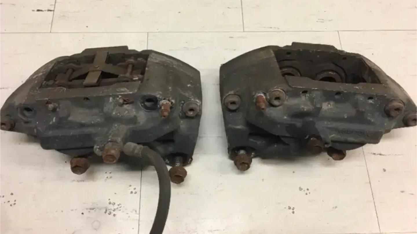 Lexus 95-00 LS400 4 piston calipers image indicator(2)