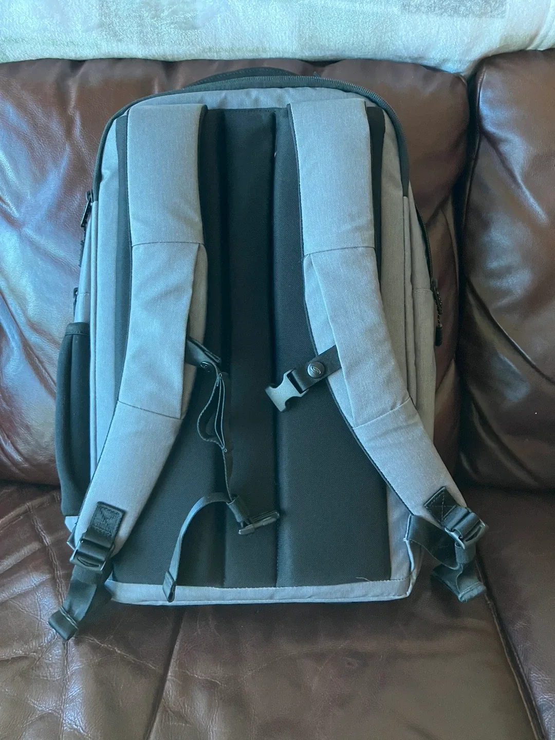 Timbuk2 Backpack - Grey image indicator(2)