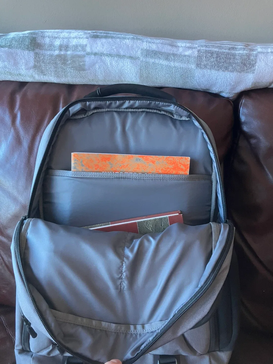 Timbuk2 Backpack - Grey image indicator(3)