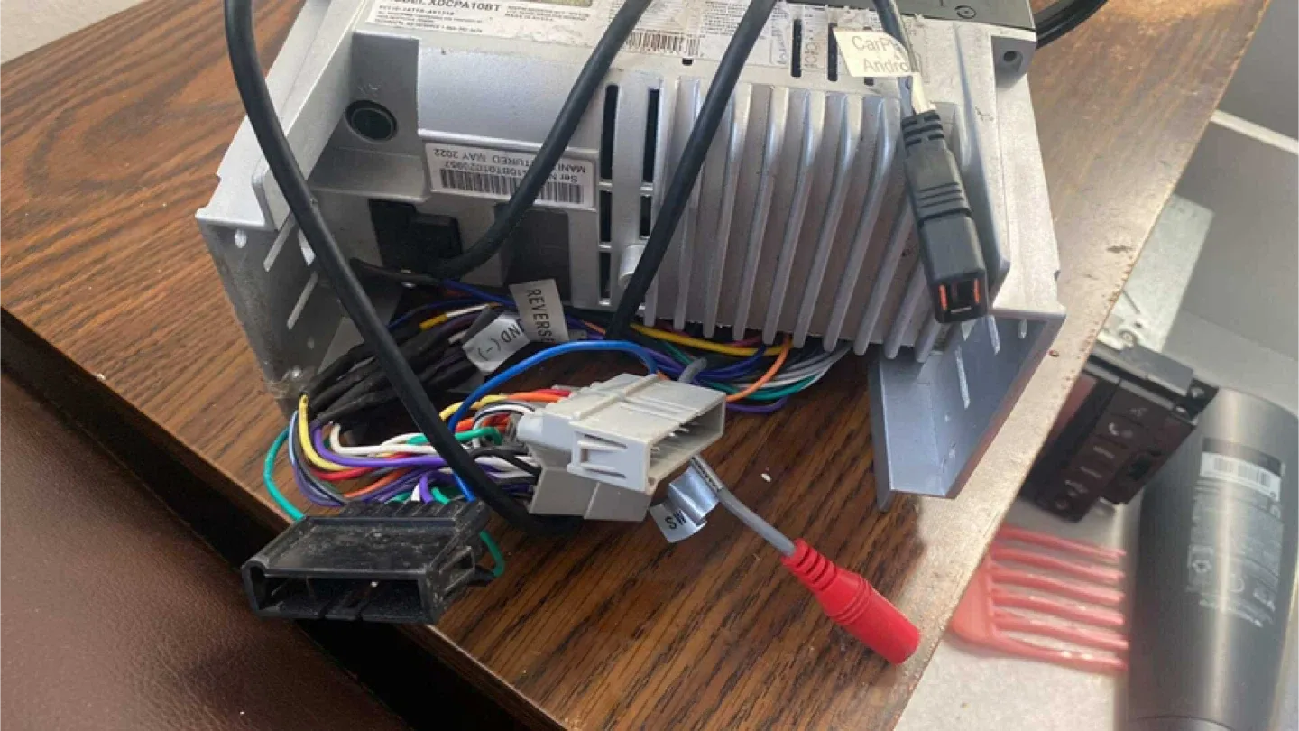 Touchscreen Car Stereo - Apple CarPlay / Android Auto image indicator(2)