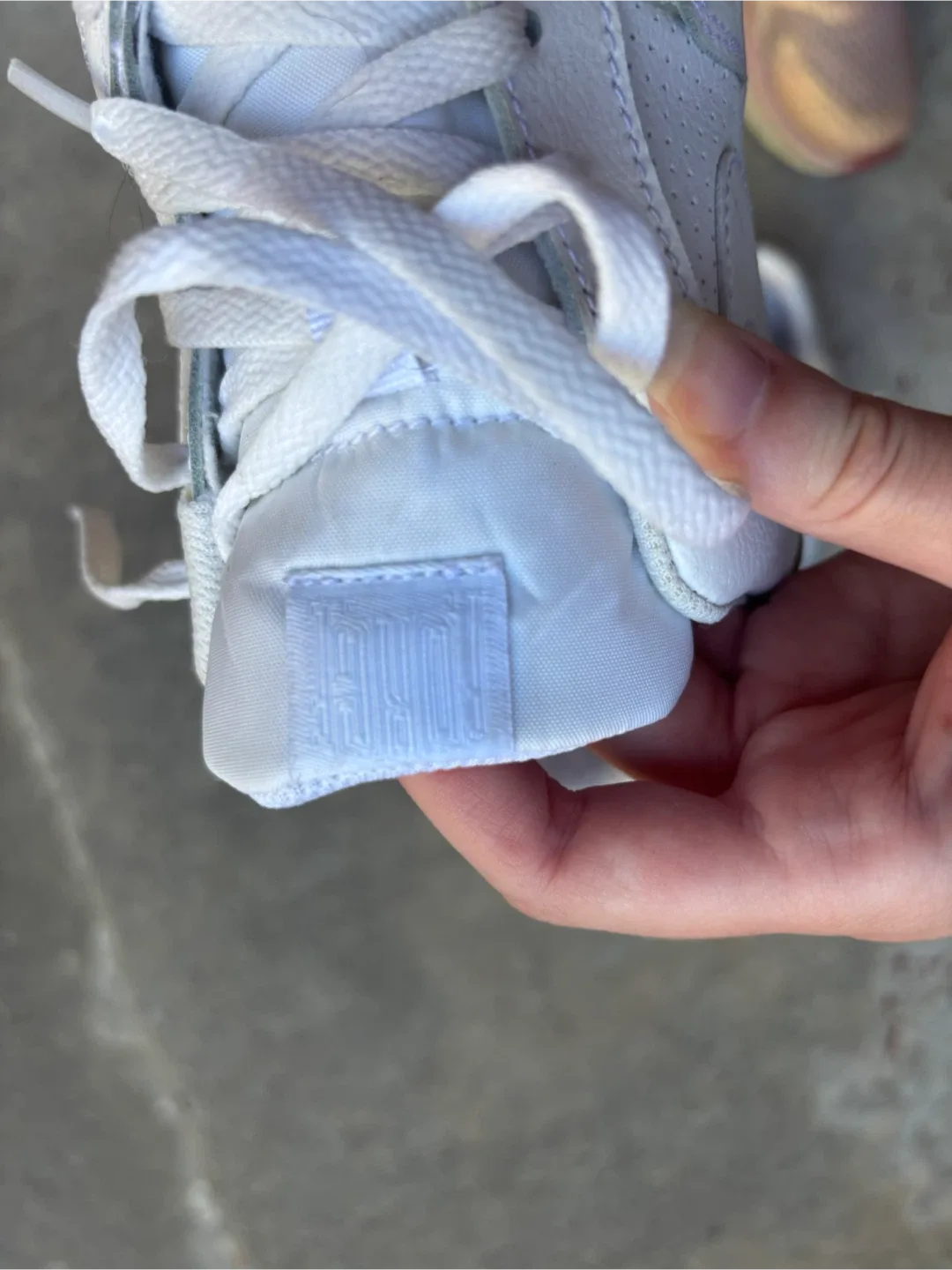 Nike Sneakers - Size 3Y image indicator(5)