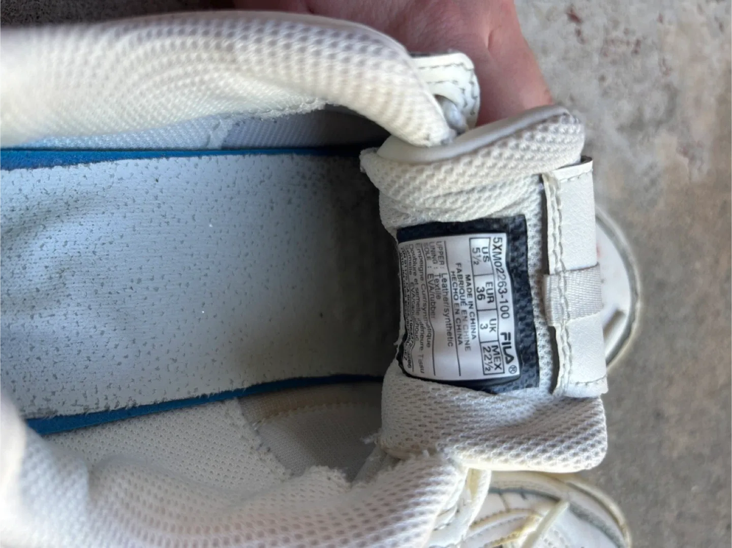 Fila White Sneakers - Size 5 1/2 image indicator(7)