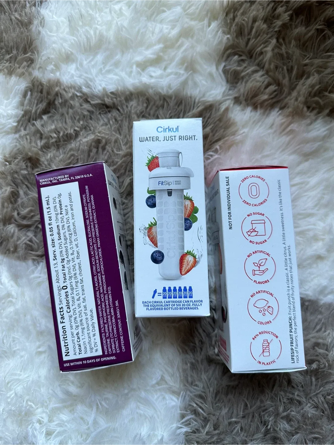Cirkul Bottle + 3 Flavor Cartridges image indicator(8)