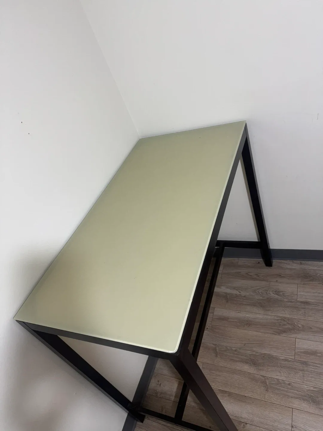 Modern Desk with Black Frame image indicator(3)