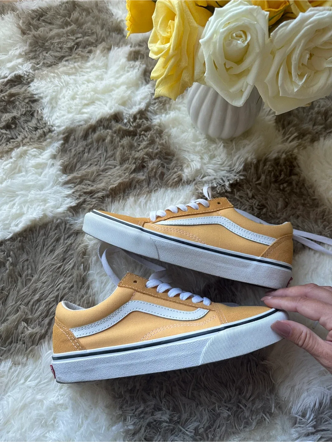 Vans Old Skool Shoes - Size 6 Women's, Gold image indicator(4)