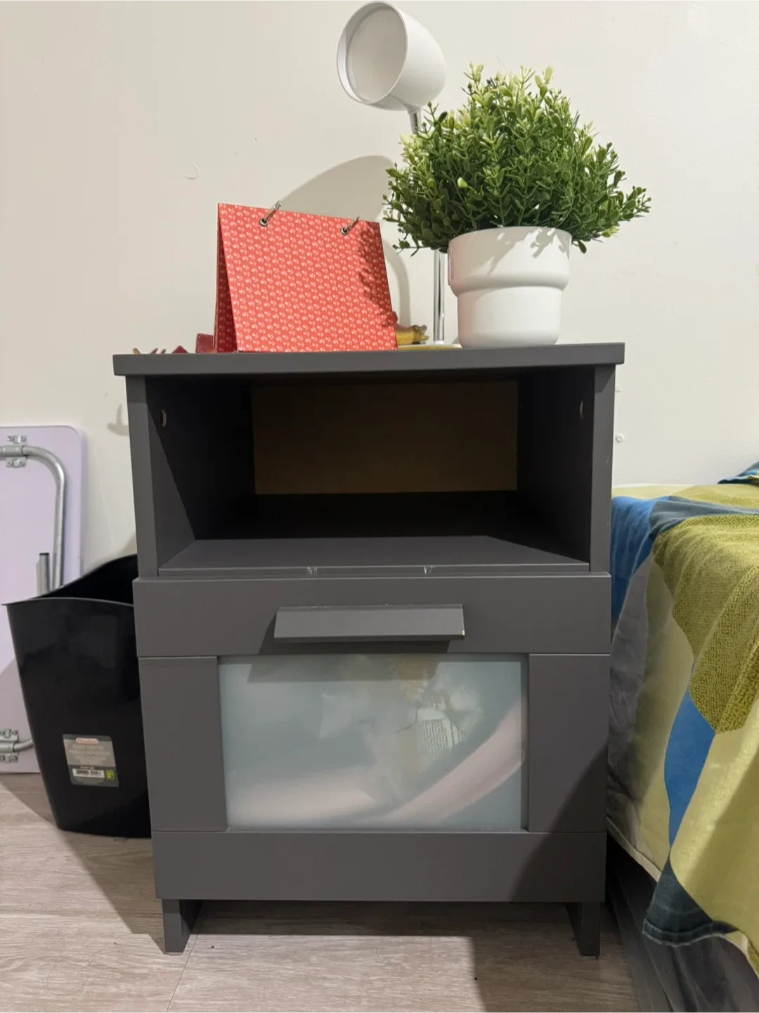 Queen mattress + bed box+ side table image indicator(4)