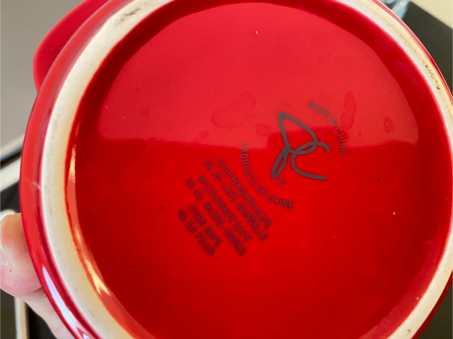 Small Red Round Casserole Dish with Lid - photo 3