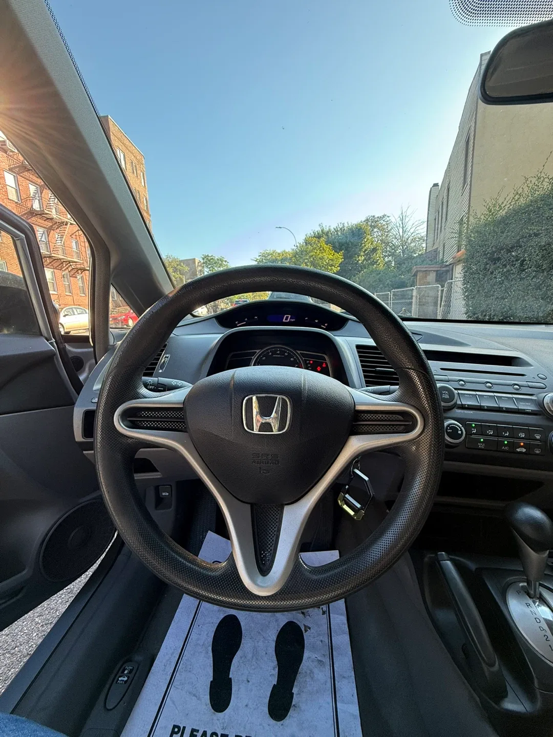 2010 Honda Civic DX-VP, 102k Miles, Clean Title image indicator(5)