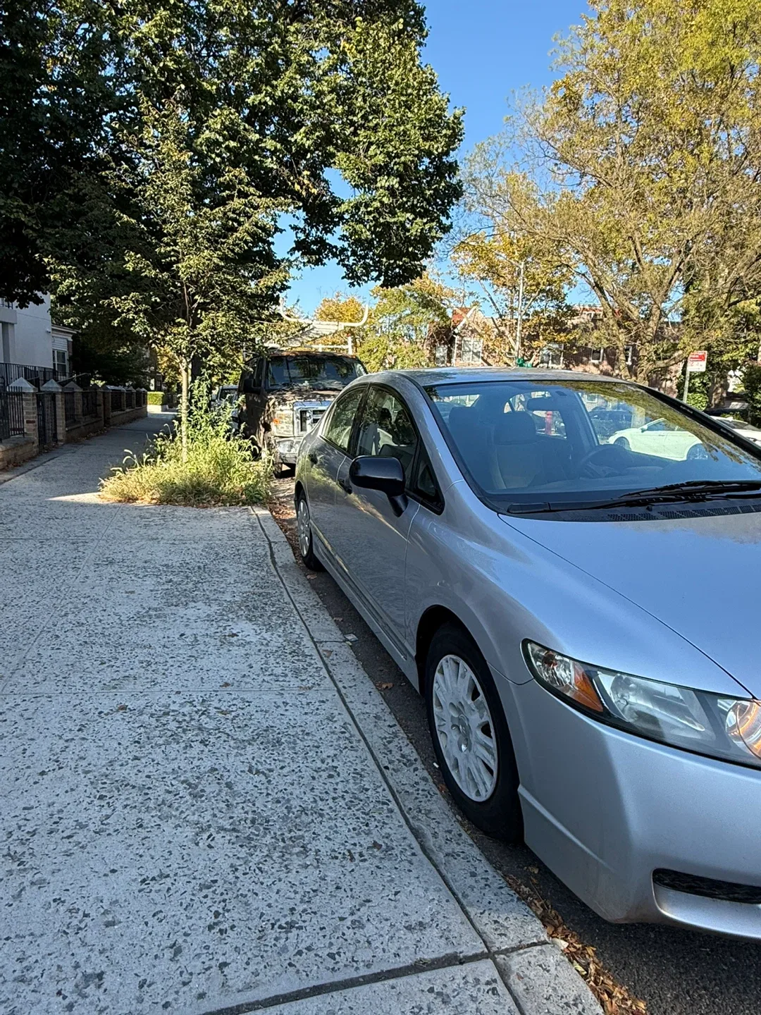 2010 Honda Civic DX-VP, 102k Miles, Clean Title image indicator(4)