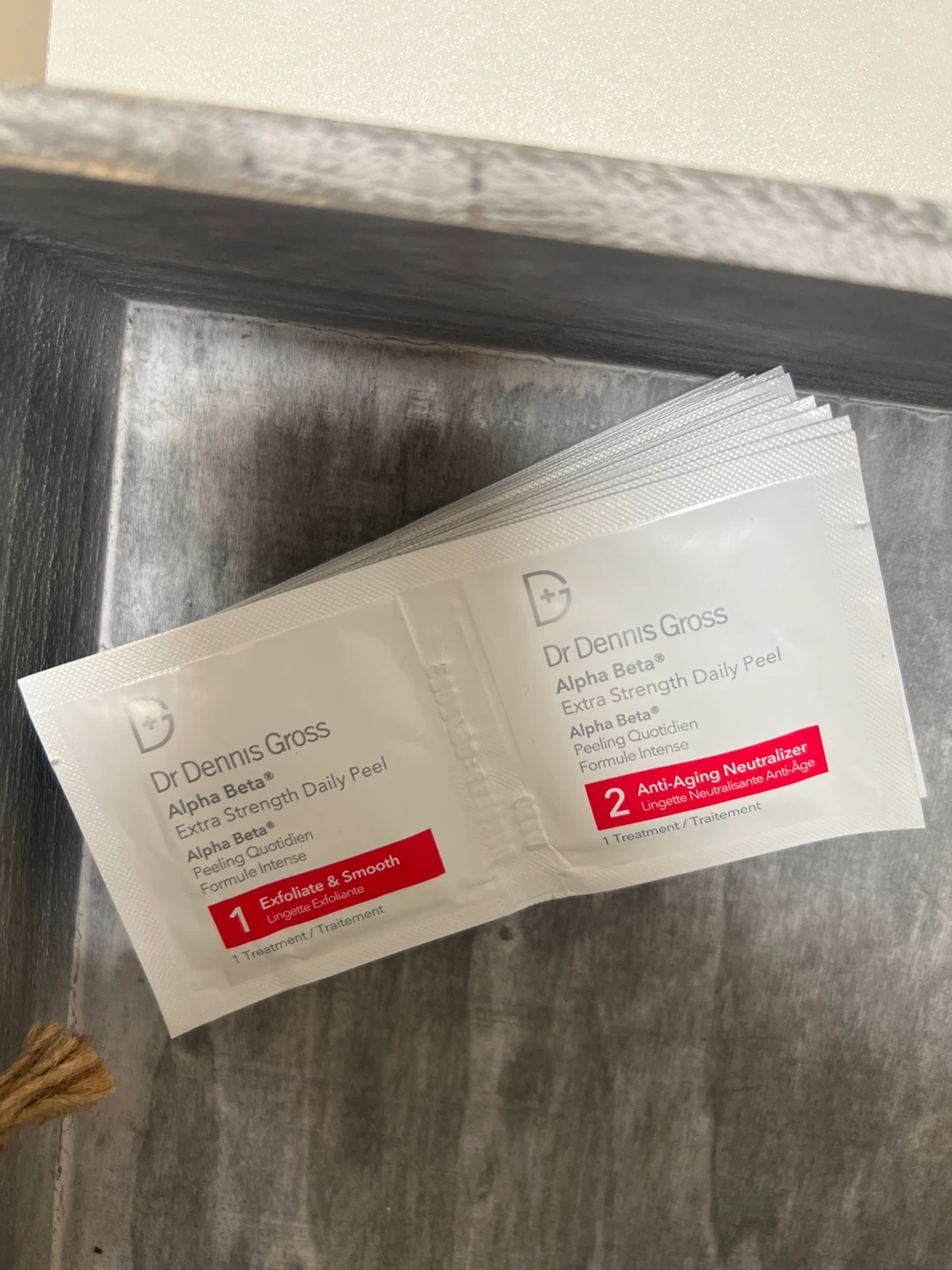 FREE Dr Dennis Gross Alpha Beta daily peel