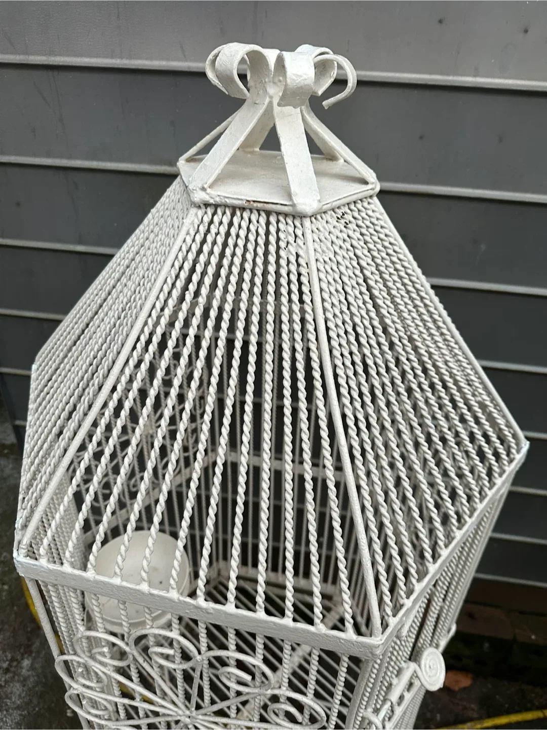 White Decorative Metal Bird Cage image indicator(2)