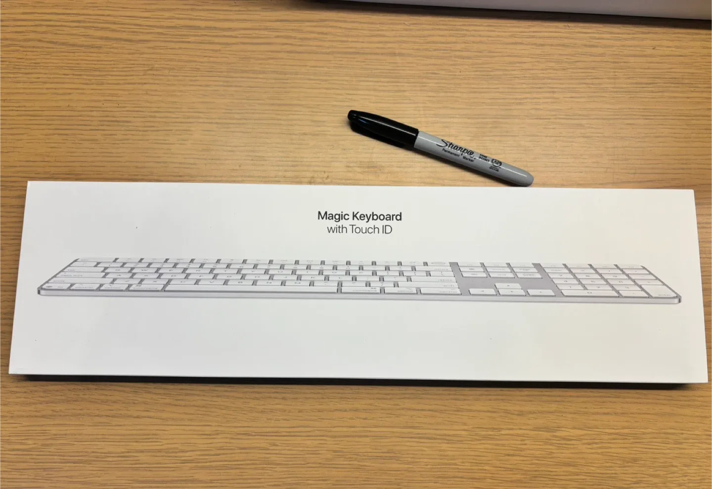 Apple Magic Keyboard with NUMPad & Touch ID - New!! thumbnail
