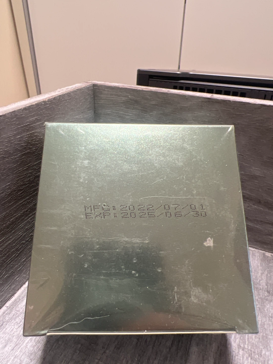 Free Chic Lash Beauty Green Hydrogel Eye Mask - photo 2
