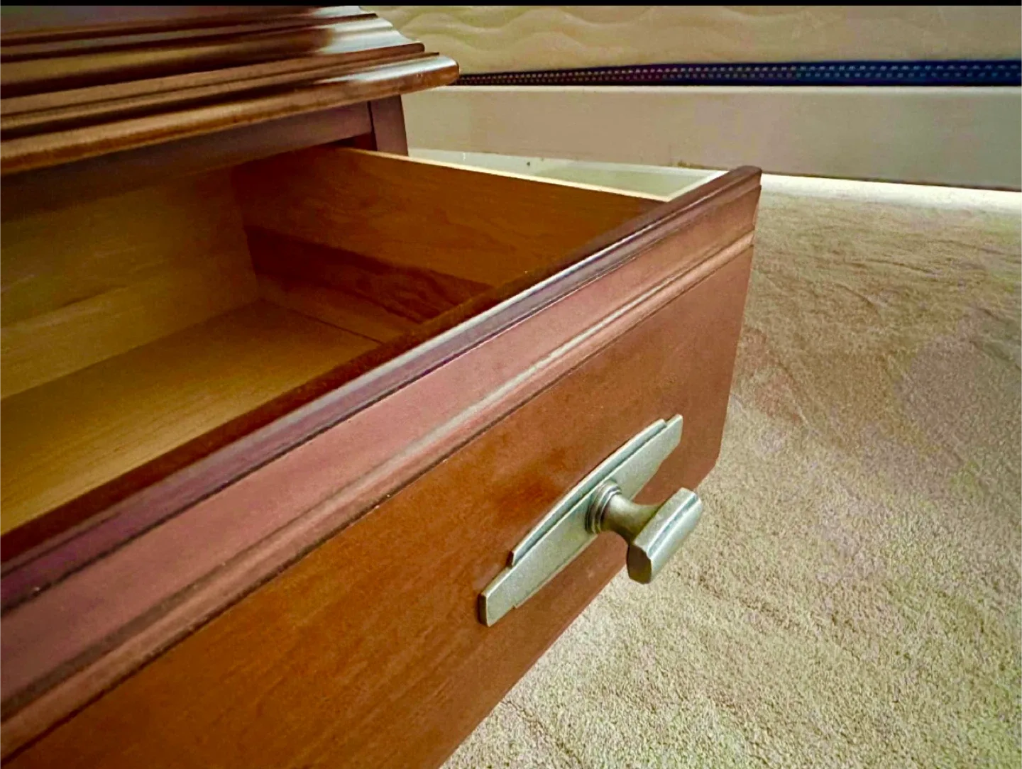 Vilas Canada Wooden Dresser image indicator(4)