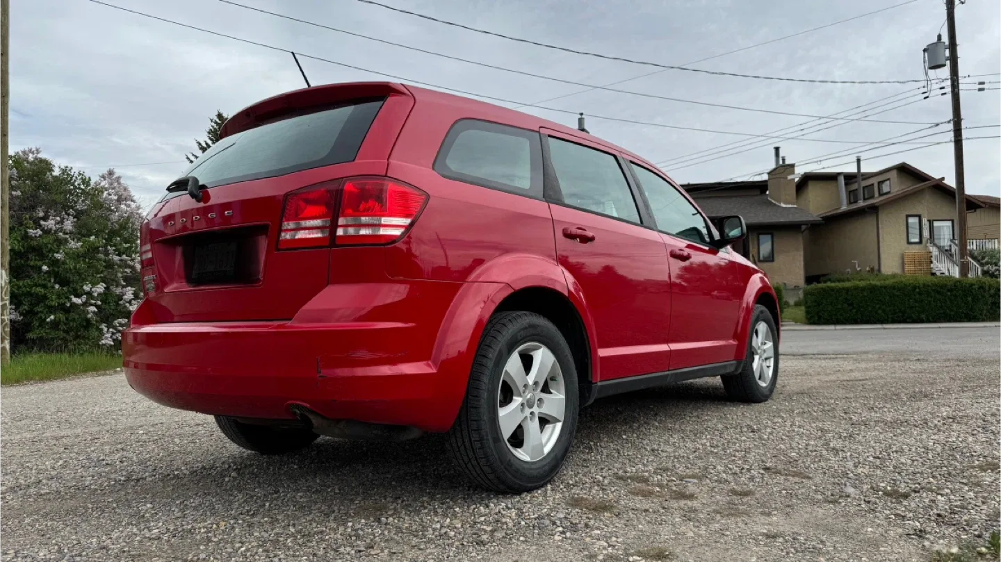 Clifford the big red Dodge - Low Mileage! image indicator(4)