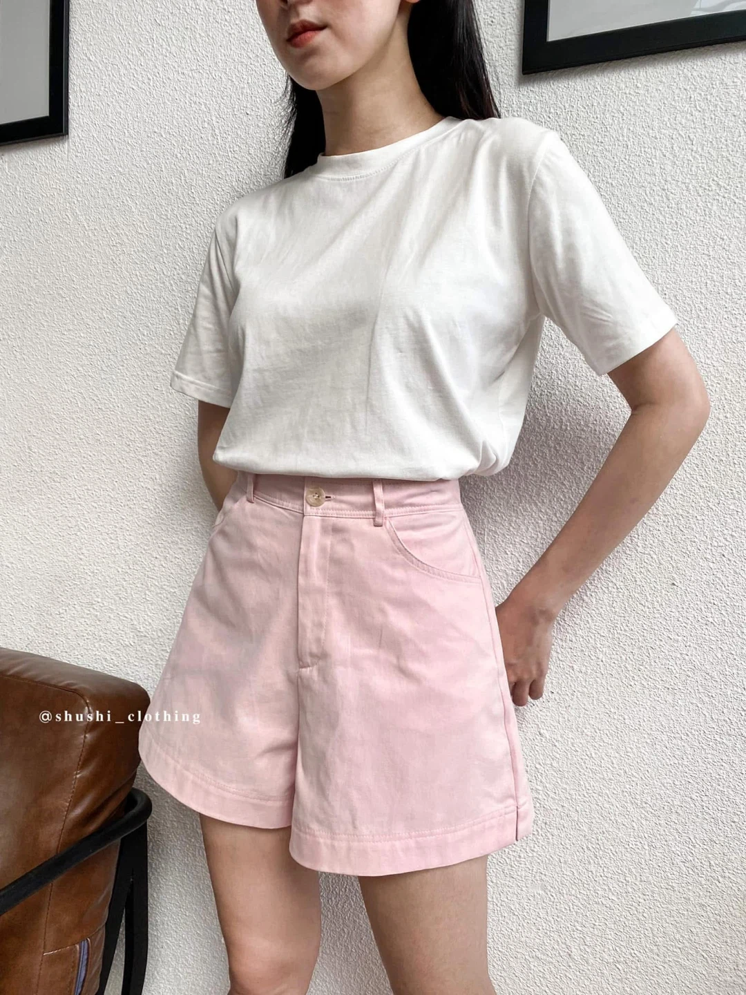 pairs of shorts, kaki
