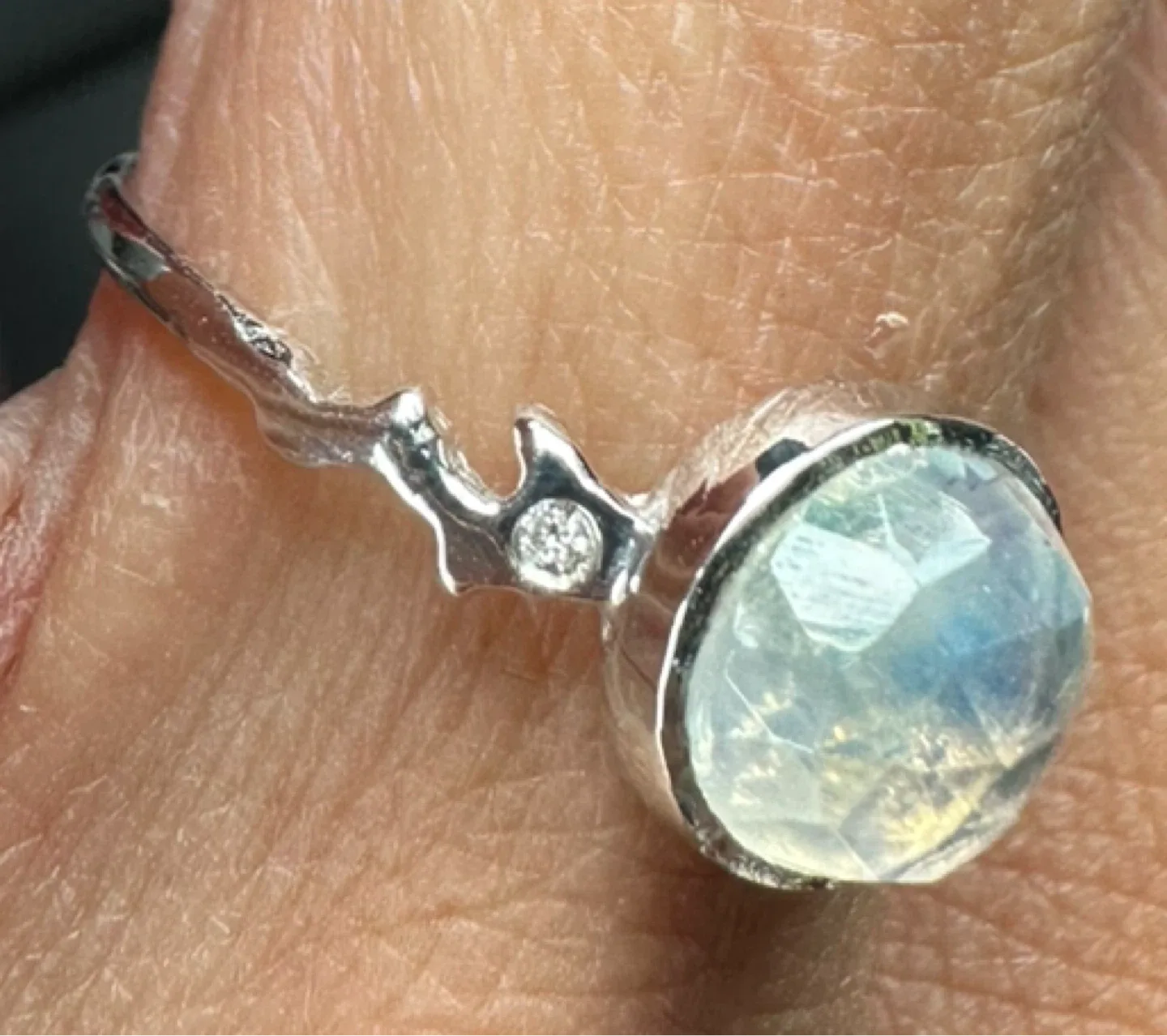 Silver Moonstone Ring M1SA image indicator(4)