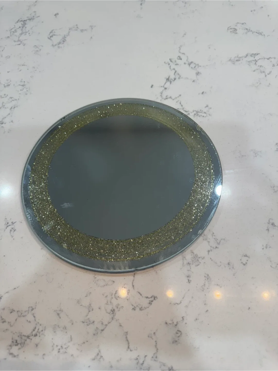 Round Decorative Mirror Tray with gold sparkle boarder image indicator(2)