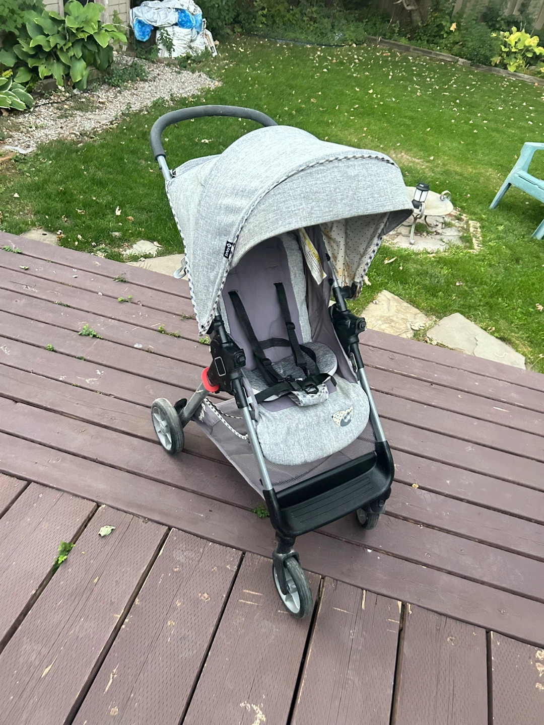 Safety first baby/toddler stroller