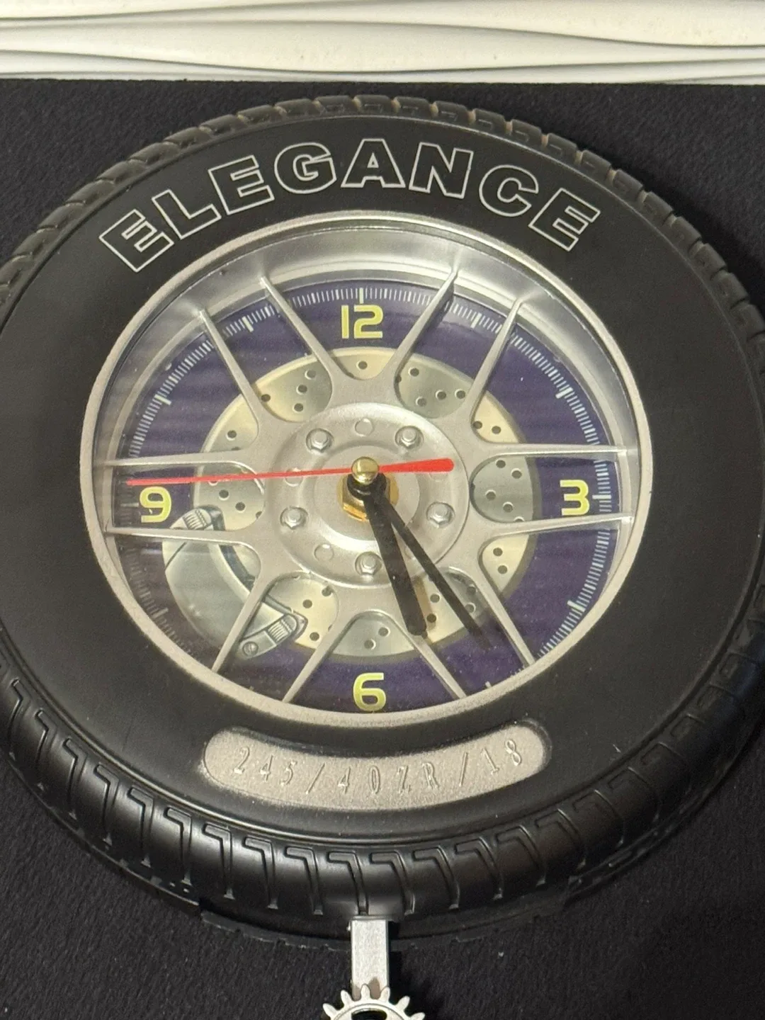 Elegance Tire Wall Clock image indicator(2)