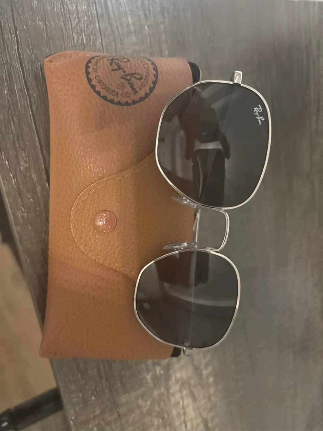 Ray-Ban Sunglasses with Case image indicator(2)
