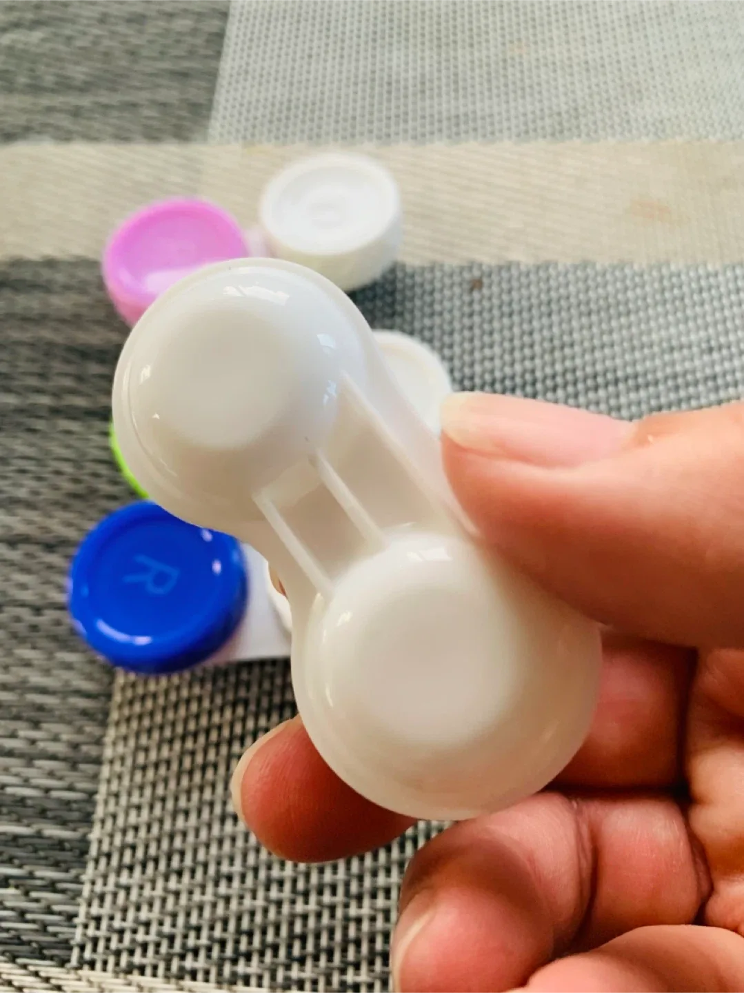 4 NEW contact lens cases for $5 image indicator(4)