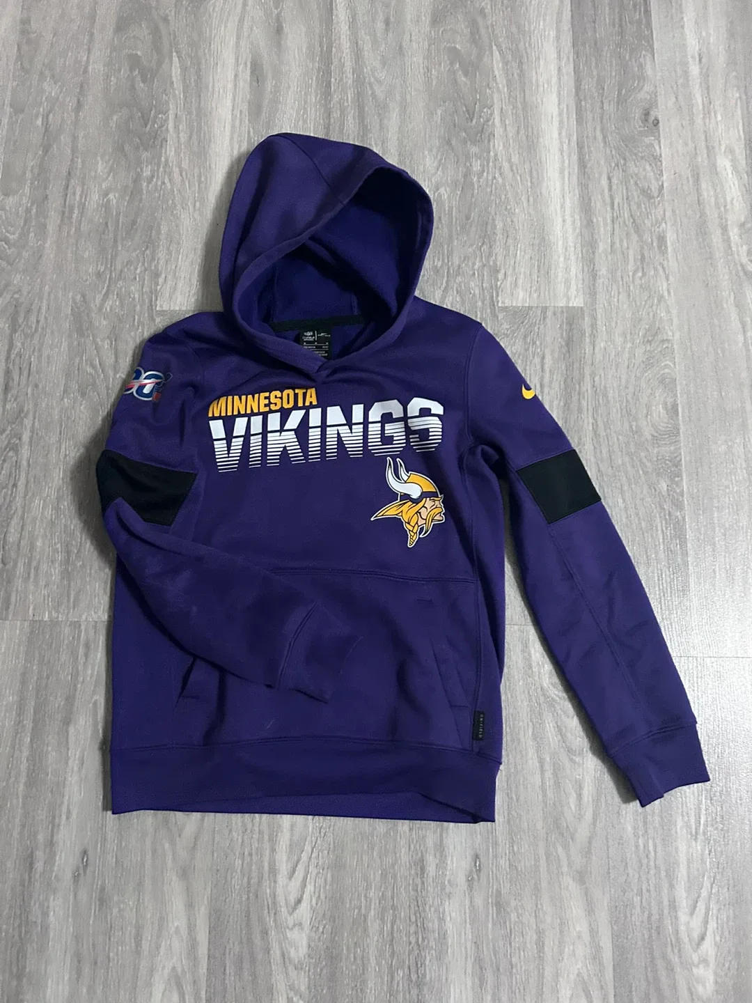 Nike NFL Minnesota Vikings Hoodie - Youth M (10/12) image indicator(3)