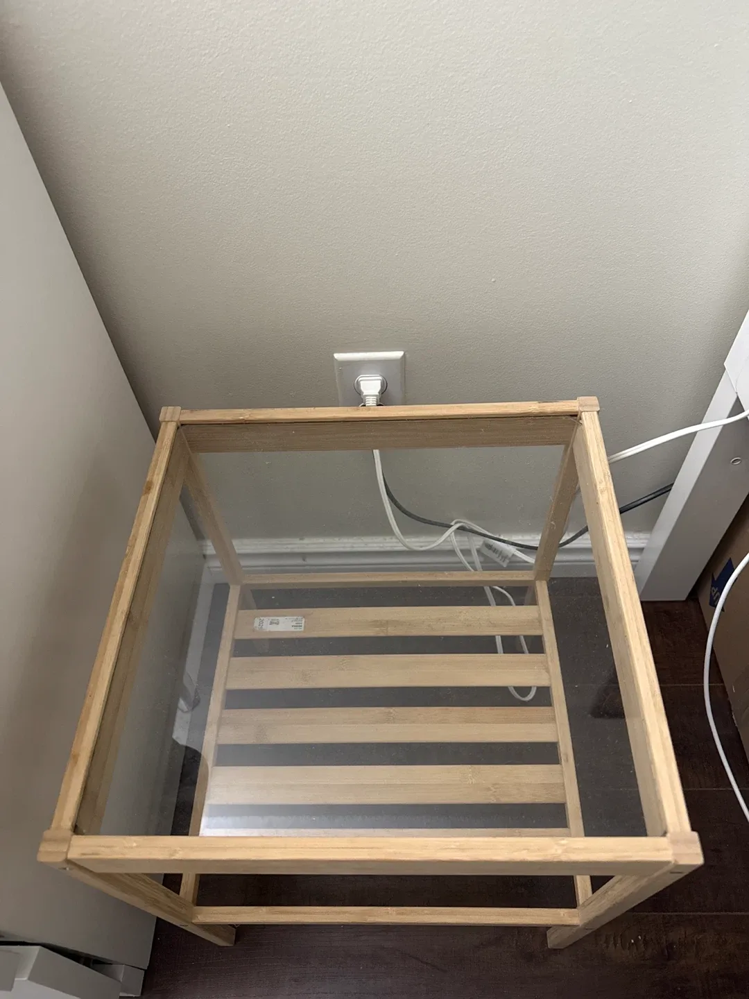 Moving out sale: Side Table (accessories not included) image indicator(3)