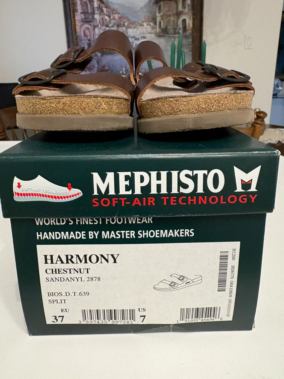 Mephisto women’s Harmony leather sandal size 7 - photo 2