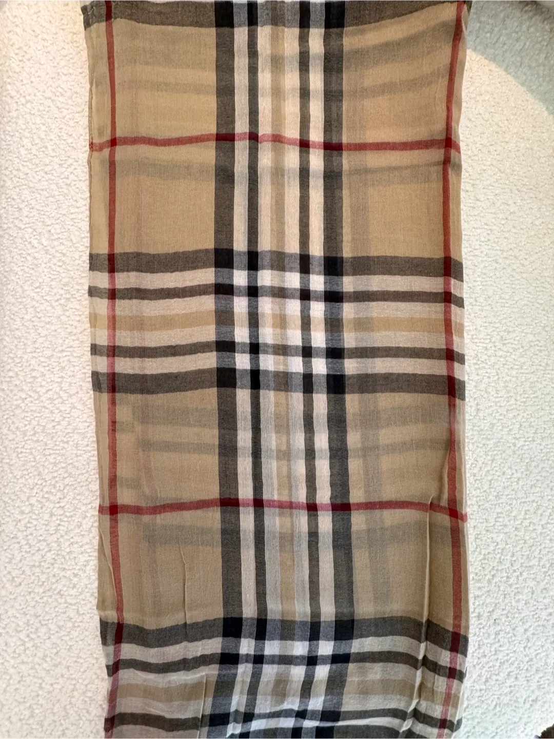 Burberry check Scarf image indicator(2)