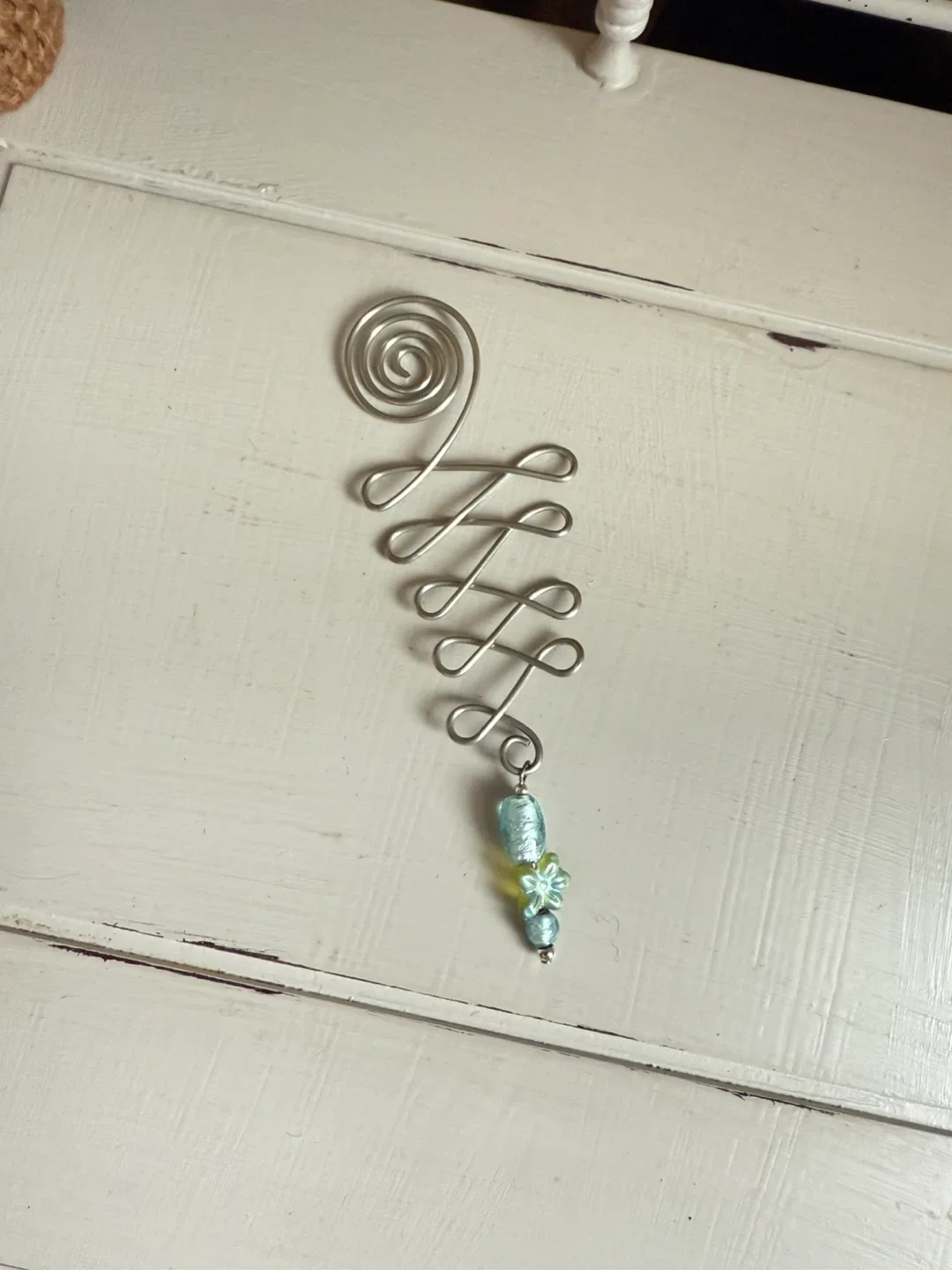🧡 Handmade Wire & Glass Bead Bookmark image indicator(2)
