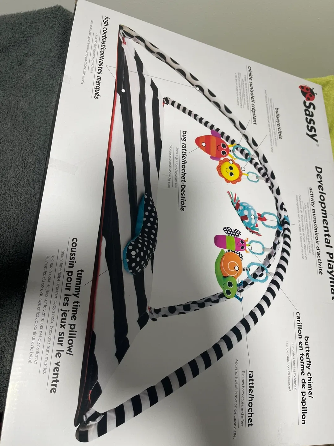 Bright Starts Daydream Blooms Activity Gym image indicator(2)