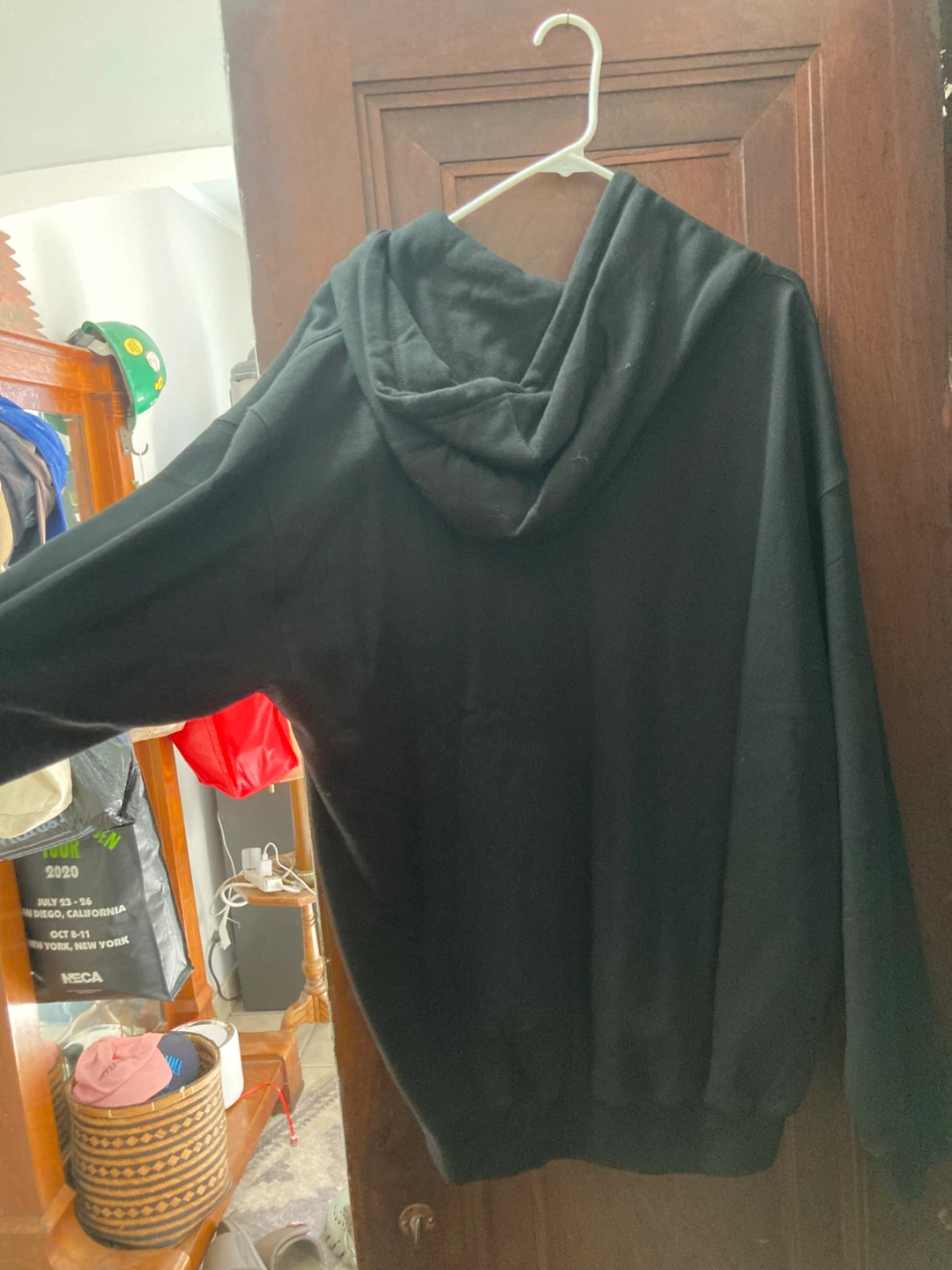 Tom Tom Black Hoodie - photo 4