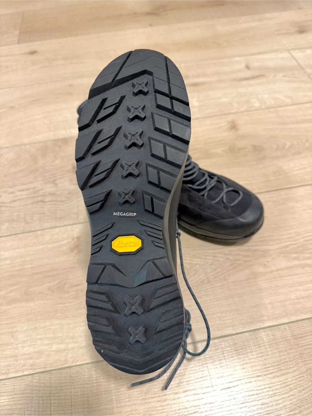 Arc'teryx Acrux TR GTX Boots - Men's Size 8 image indicator(5)