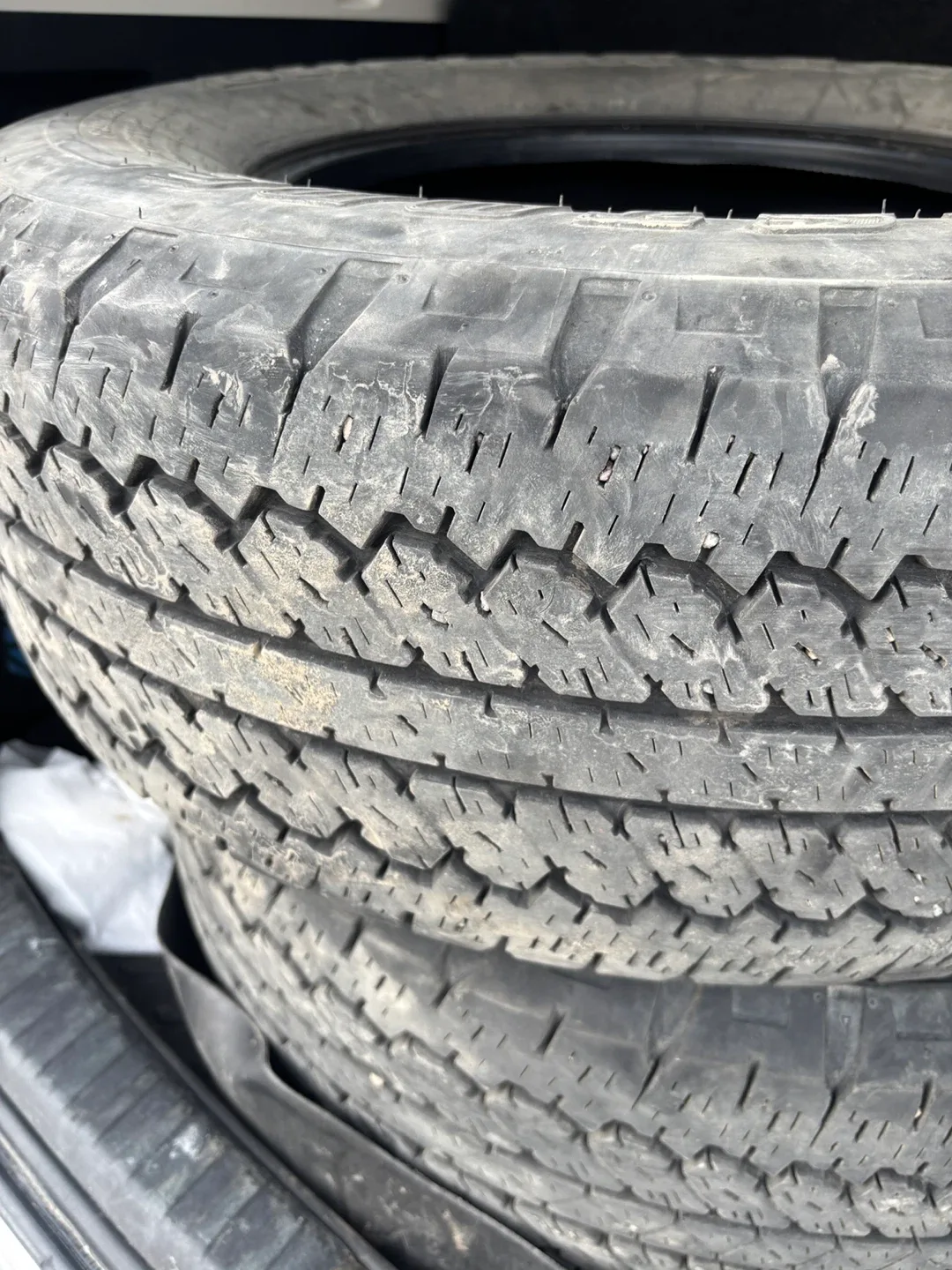 Only 2 Bridgestone Dueler LT265/70R17 Tires image indicator(4)