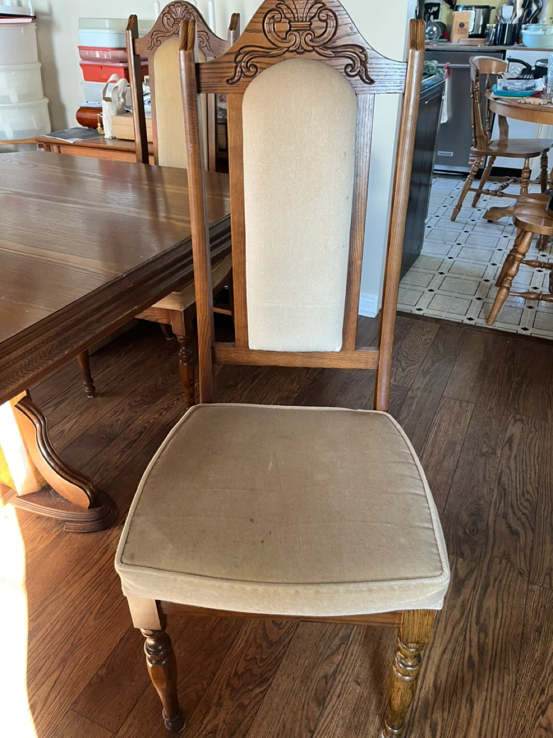 Antique Style Table and Dining Chairs - - photo 4