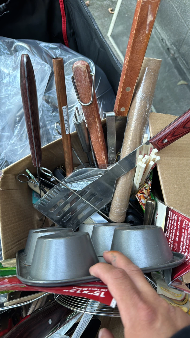 Garage sale 32 Walsh ave Saturday oct 4 - photo 4
