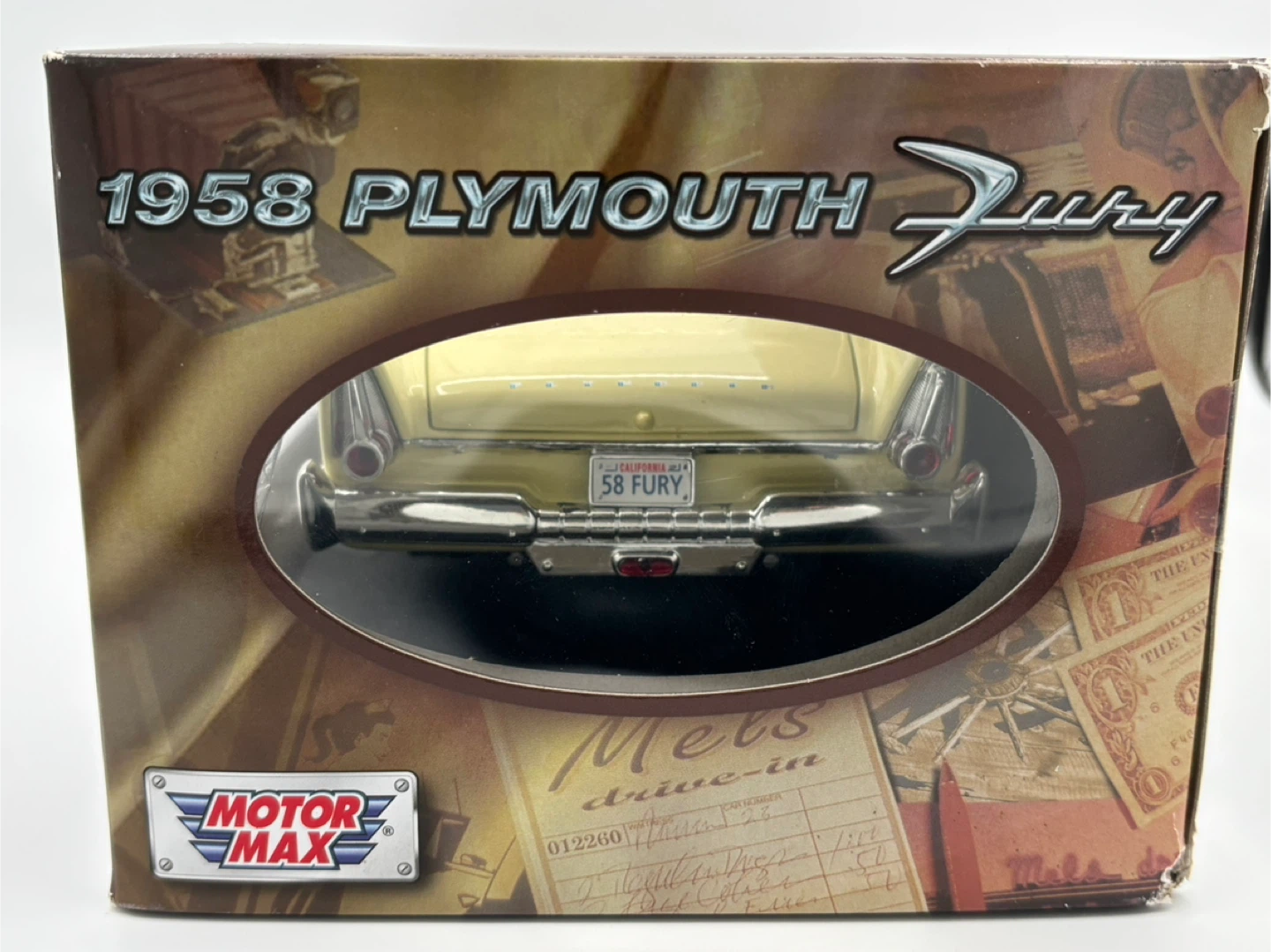 Motor Max 1958 Plymouth Fury Diecast Car 1:18 - photo 4