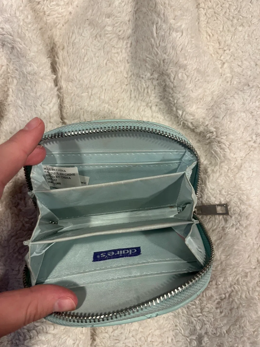 Claire's Mint Green Quilted Wallet image indicator(2)