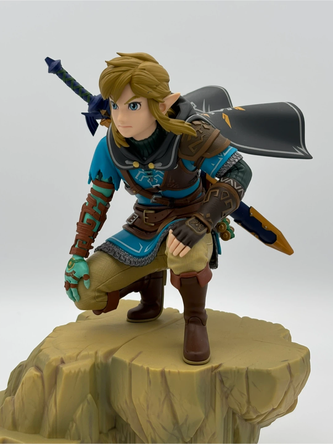 The Legend of Zelda: Tears of the Kingdom Link Statue