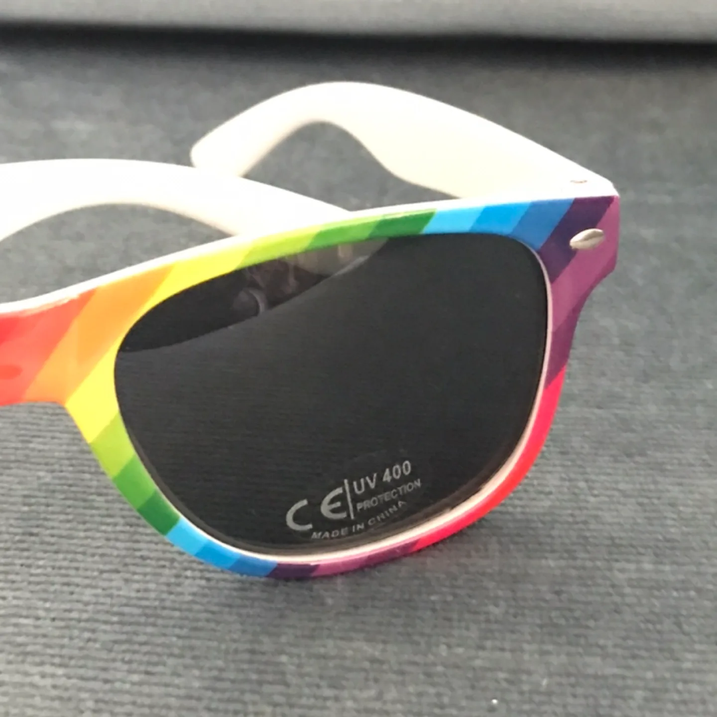 Rainbow Sunglasses+Pride Business Travel Mag+Large Fan image indicator(5)