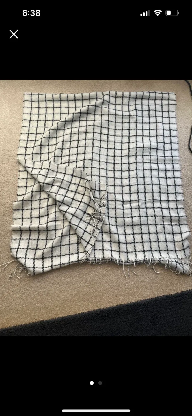 Suzy Shier Plaid Scarf - One Size🧡 image indicator(2)