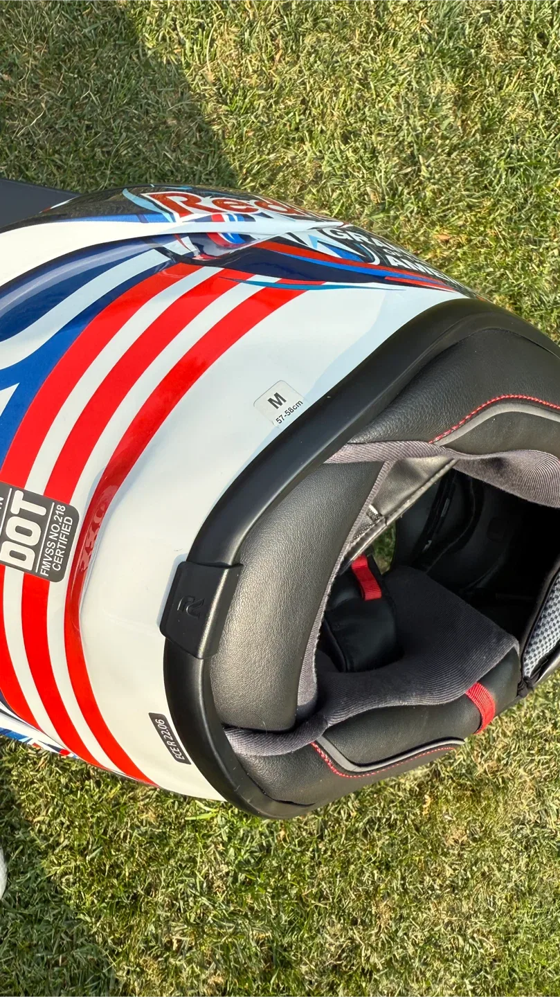 HJC RPHA 11 Red Bull Helmet Size M image indicator(4)