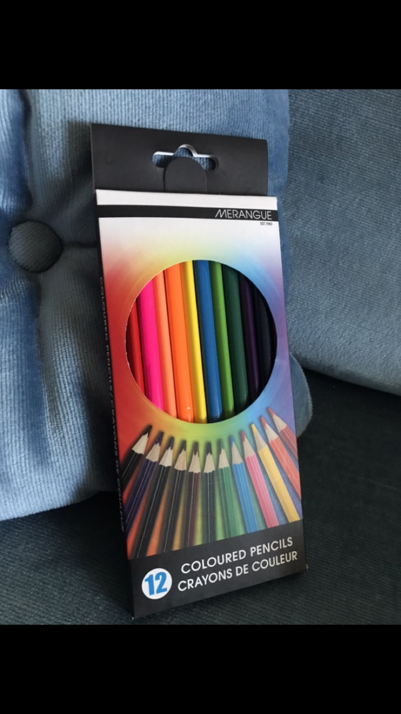 Stationery Bundle: Color Book, Colors, Case - photo 4