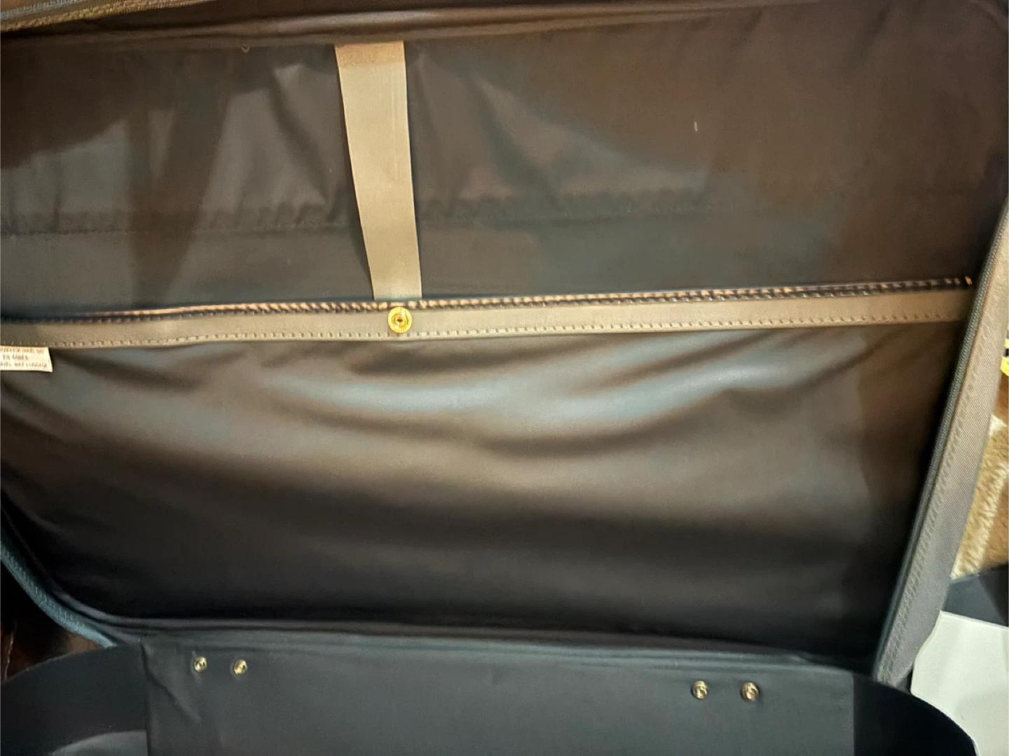 Vintage Suitcase - photo 3
