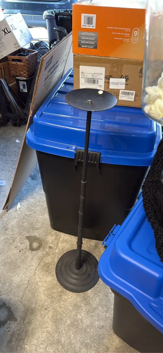 Candle Holder with Glass Vase image indicator(2)